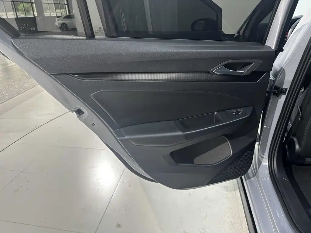 Golf 2021 280TSI DSG R-Line купить на сайте DeffCars