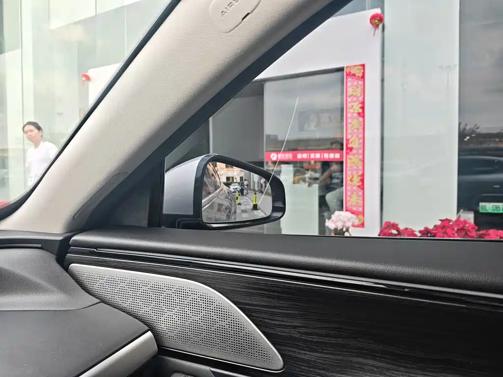 Xpeng P7 2020 model 670N купить на сайте DeffCars