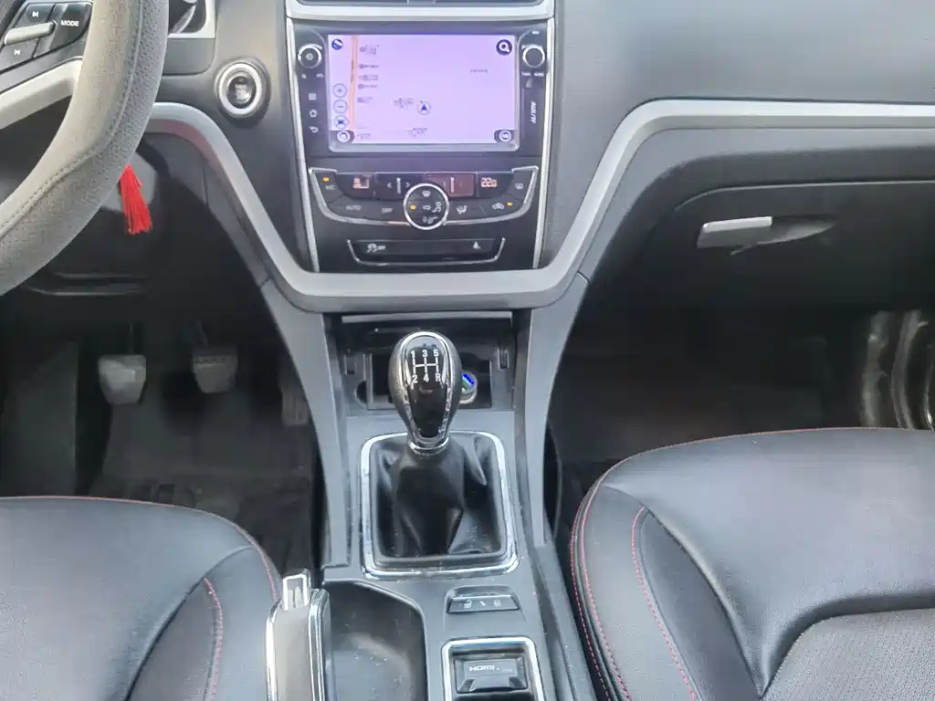 Emgrand 2015 sedan 1.5L manual upward version купить на сайте DeffCars
