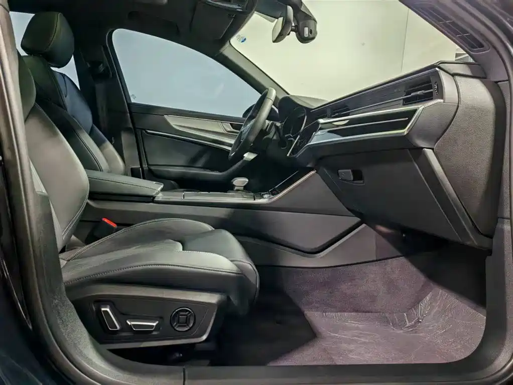 Audi A6L 2025 40 TFSI luxury and dynamic model купить на сайте DeffCars