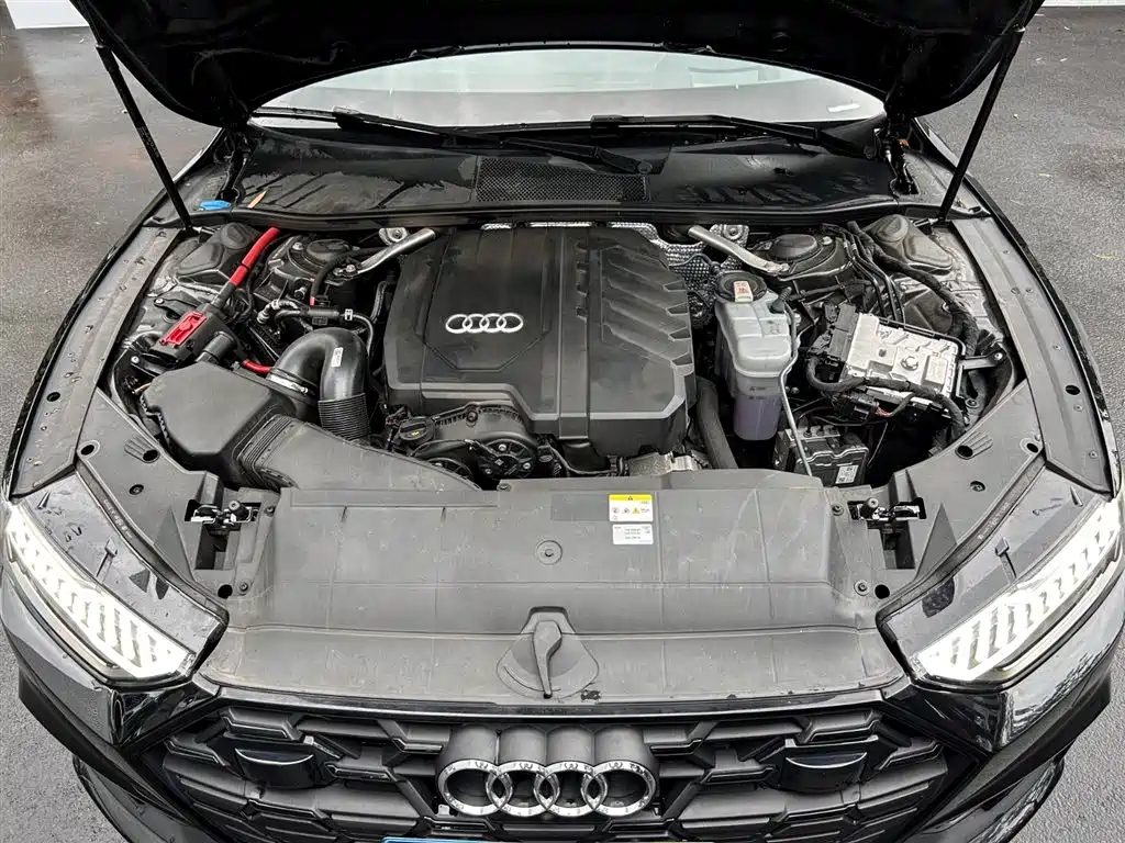 Audi A7 2024 45 TFSI Premium Selection купить на сайте DeffCars