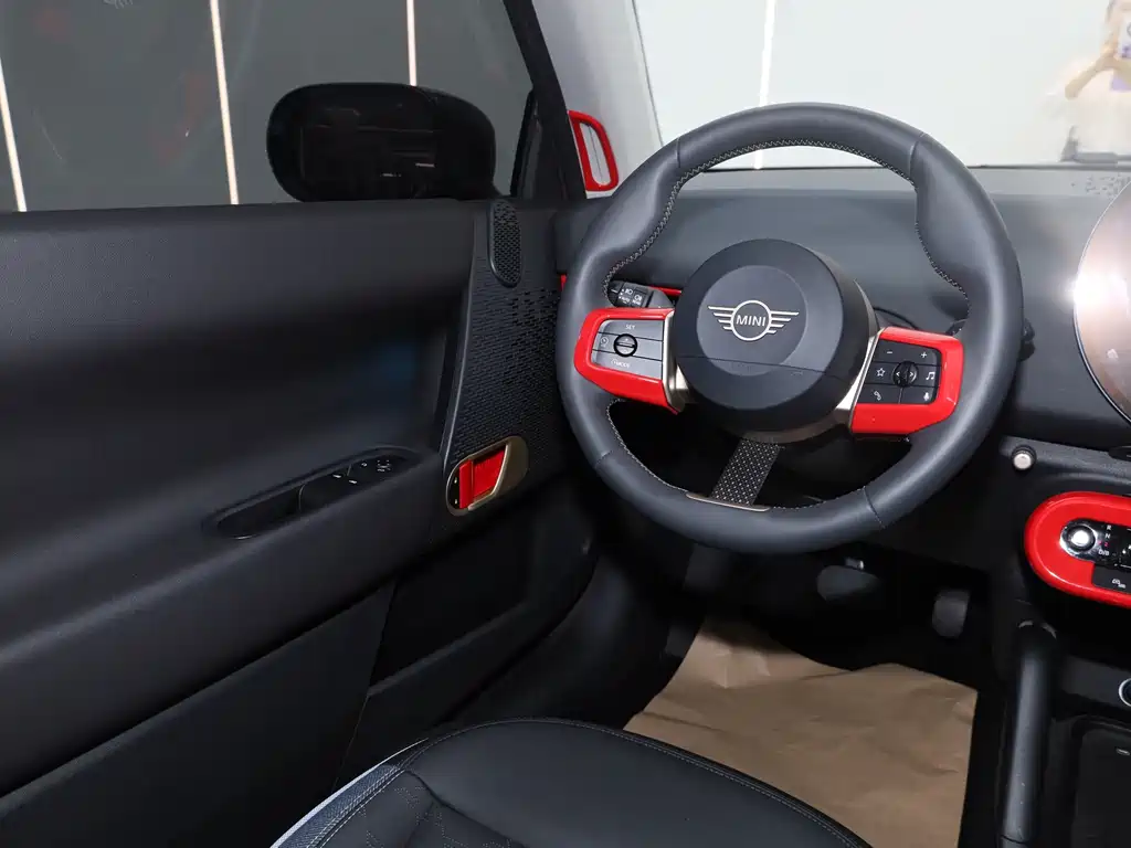 Electric MINI COOPER 2024 456km COOPER E big player купить на сайте DeffCars