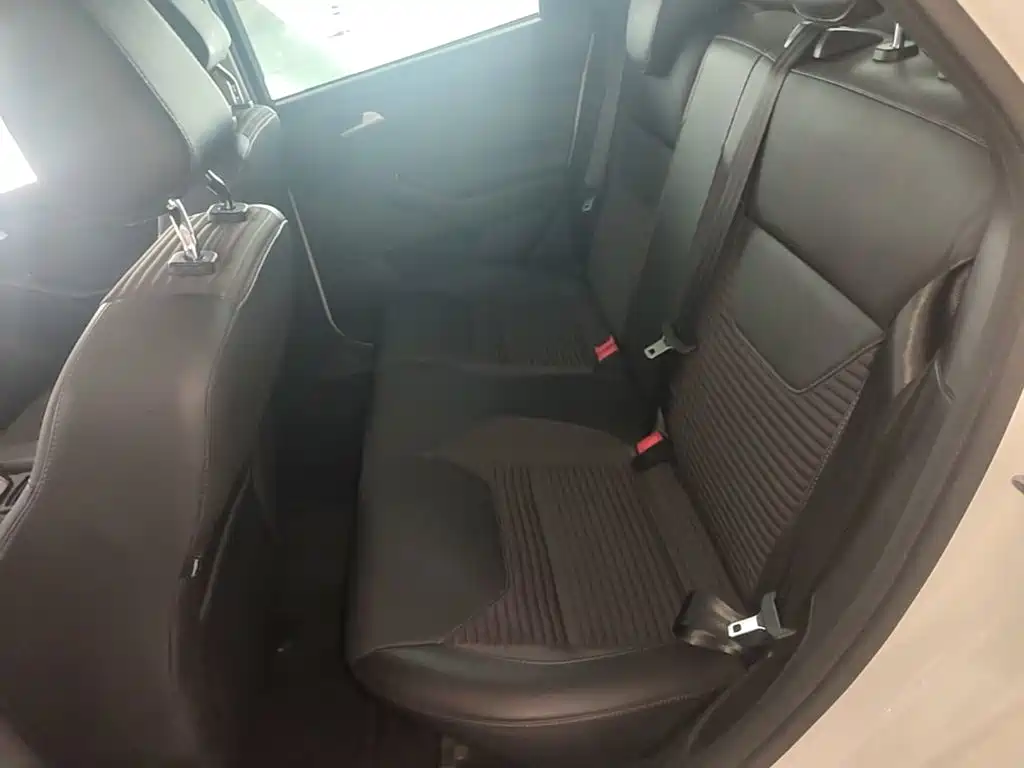 Focus 2018 sedan classic 1.6L automatic stylish smart mobility version купить на сайте DeffCars