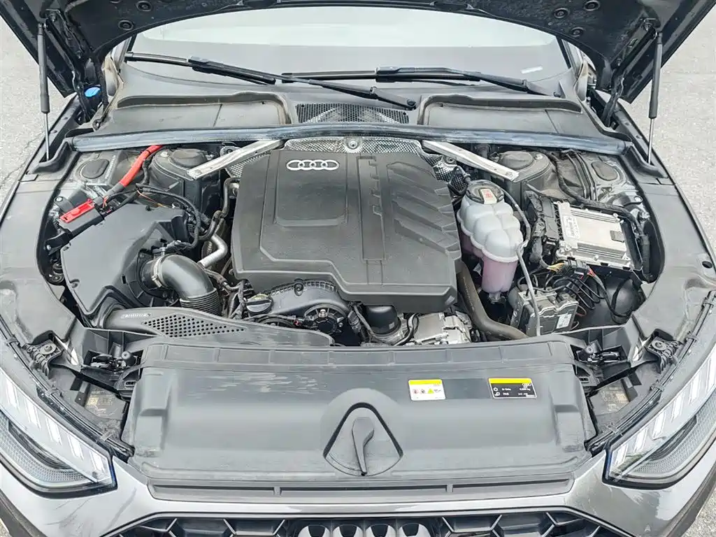 Audi A4L 2024 40 TFSI quattro RS kit combustion speed type купить на сайте DeffCars