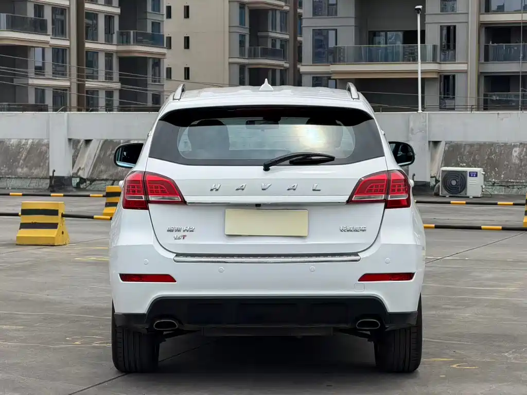 Haval H2 2015 1.5T automatic two-wheel drive elite version купить на сайте DeffCars