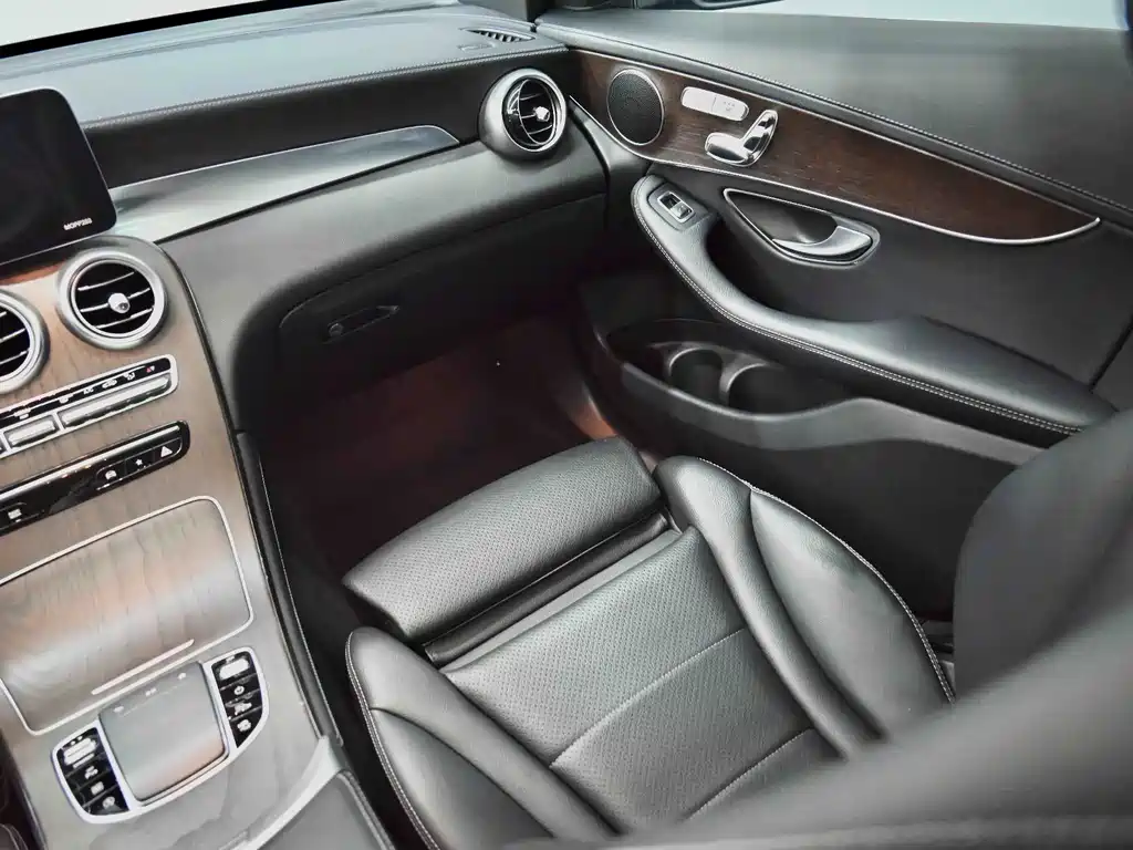 Mercedes-Benz GLC 2021 GLC 260 L 4MATIC luxury model купить на сайте DeffCars