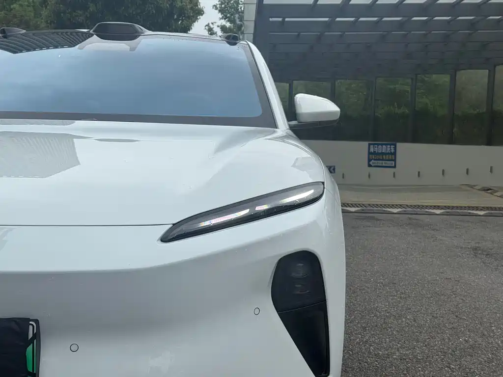 NIO ET5T 2023 75kWh Touring купить на сайте DeffCars
