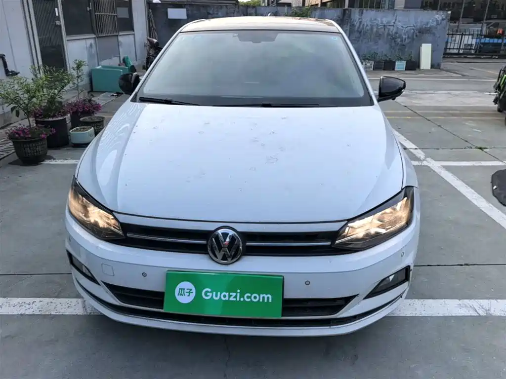 Polo 2019 Plus 1.5L Automatic Beats Trendy Edition купить на сайте DeffCars