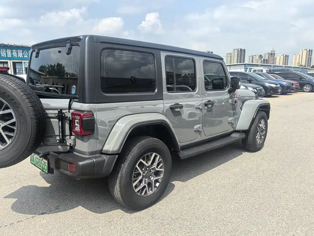 Wrangler New Energy 2021 Four Door 2.0T 4xe Sahara Advance Edition купить на сайте DeffCars