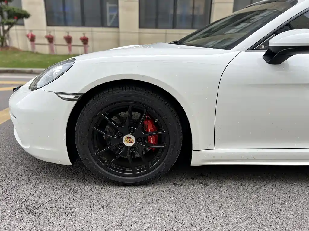 Porsche 718 2016 Cayman 2.0T купить на сайте DeffCars