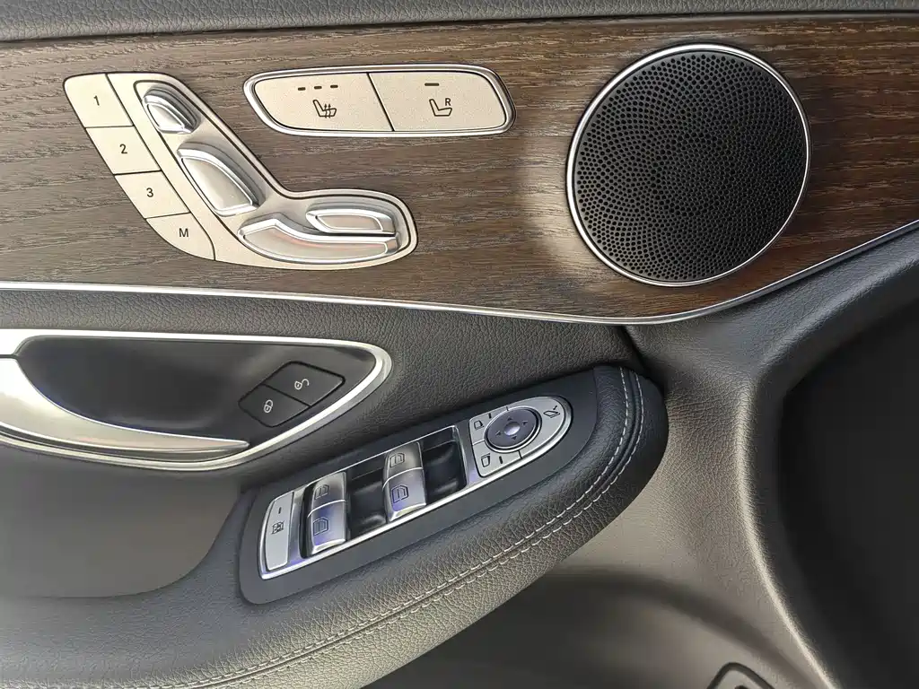Mercedes-Benz GLC 2022 facelift GLC 300 L 4MATIC dynamic купить на сайте DeffCars