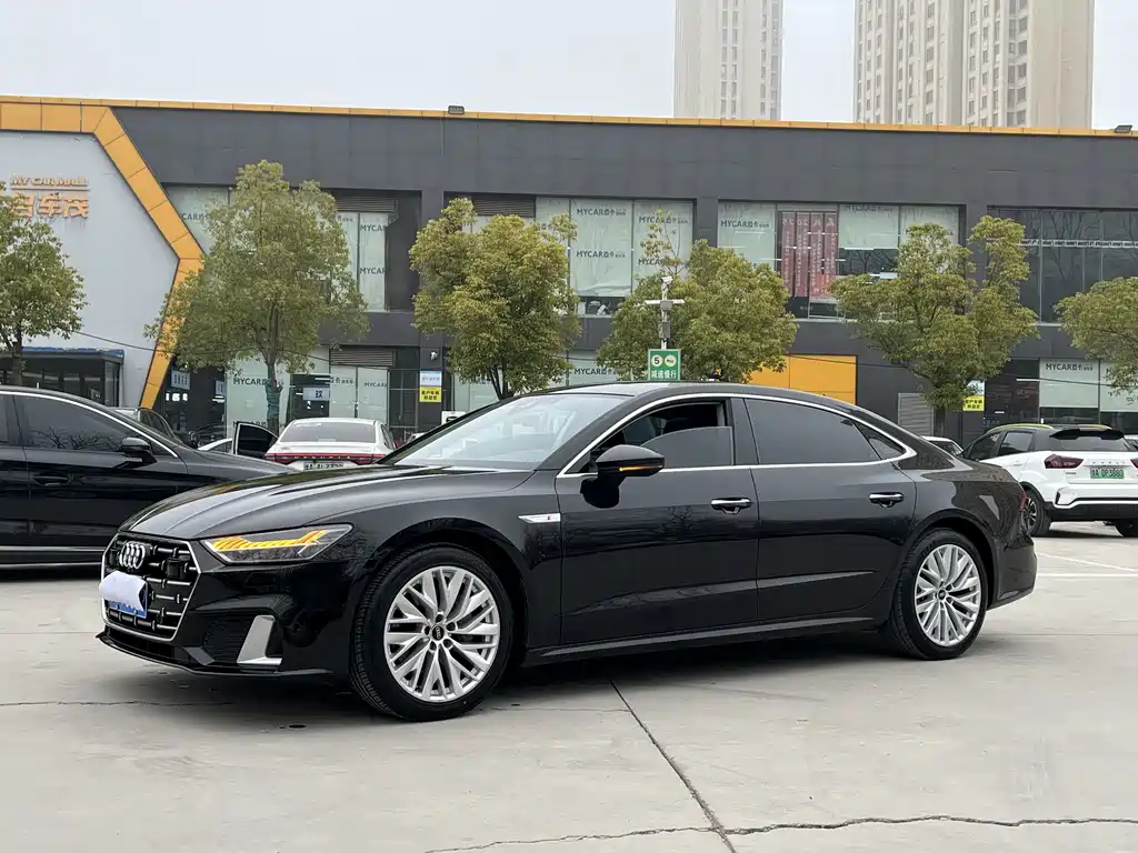 Audi A7L 2024 45TFSI S-line Dream Building Liquid Crystal Package купить на сайте DeffCars