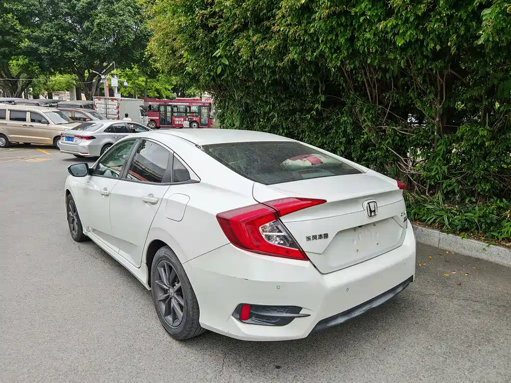 Civic 2019 220TURBO CVT Dynamic Edition National V купить на сайте DeffCars