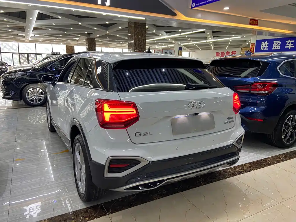 Audi Q2L 2022 35 TFSI Enterprising and Elegant Model купить на сайте DeffCars