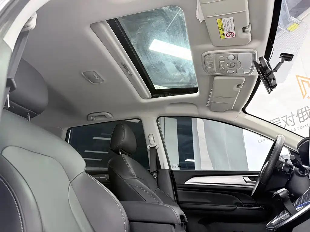 Haval M6 2021 PLUS 1.5T DCT luxury smart connected model купить на сайте DeffCars