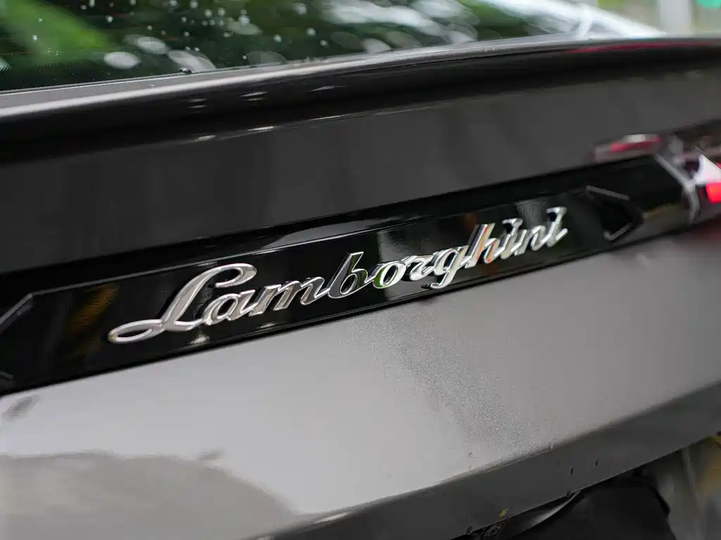 Urus 2021 4.0T V8 купить на сайте DeffCars