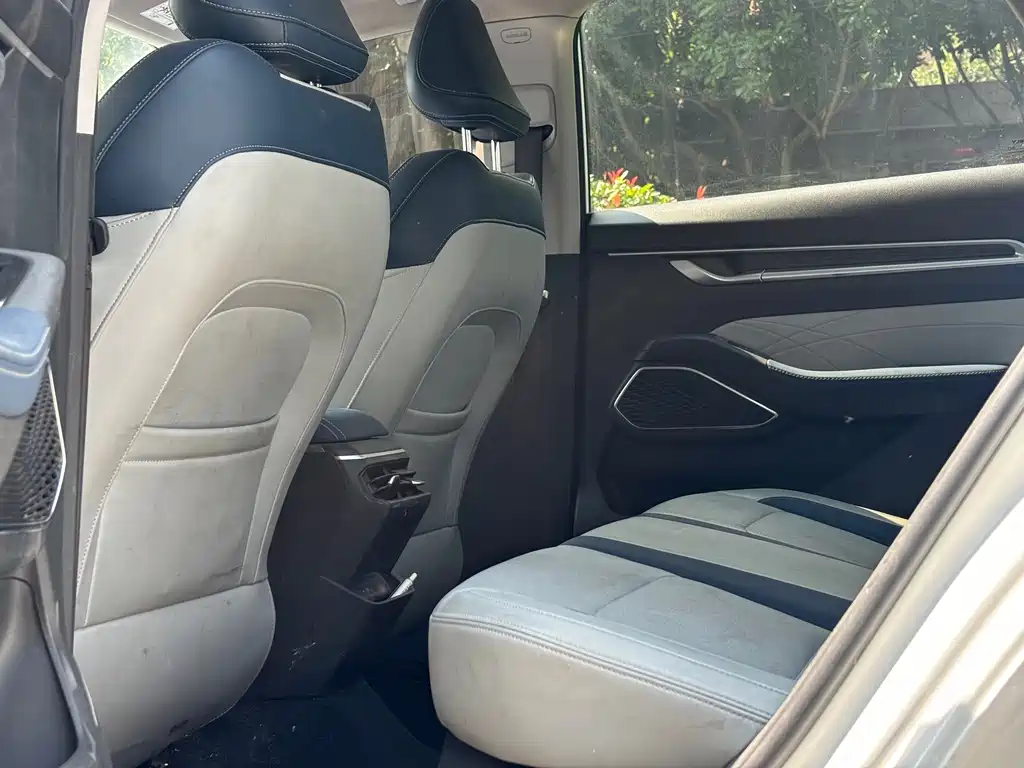 Emgrand 2022 4th generation 1.5L CVT flagship model купить на сайте DeffCars