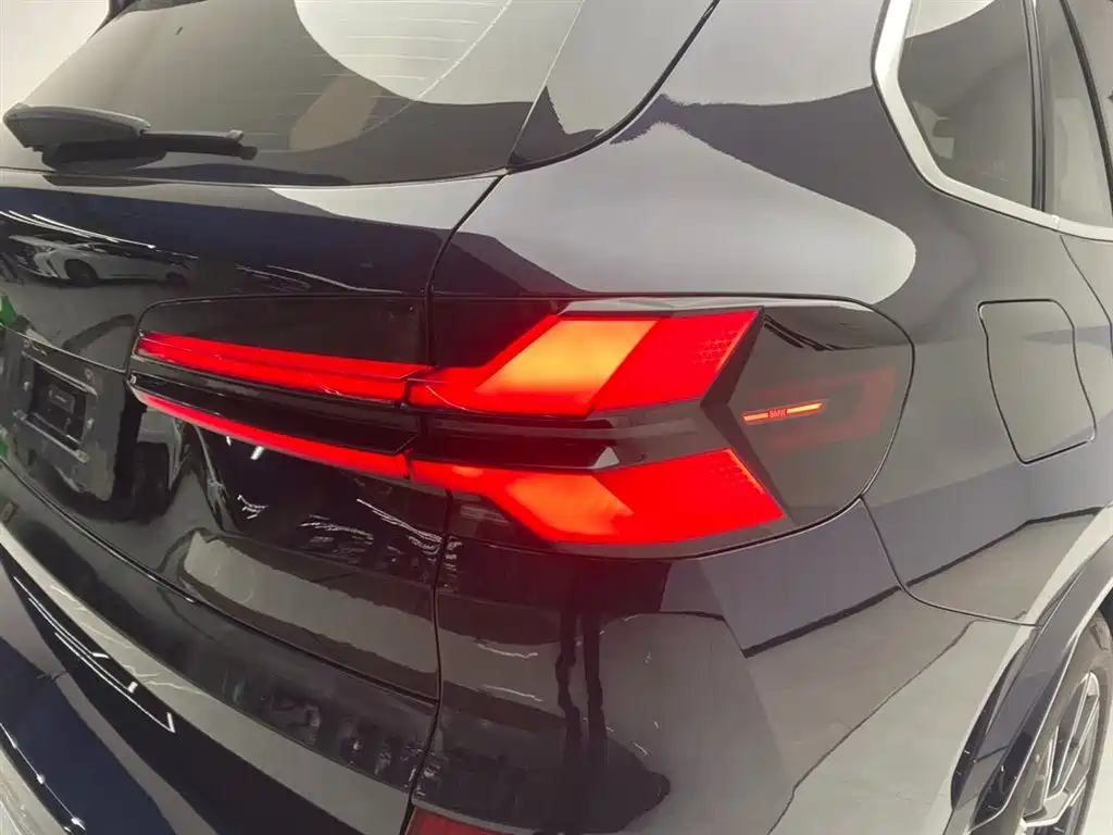 BMW X5 2023 xDrive 30Li M Sports Package купить на сайте DeffCars