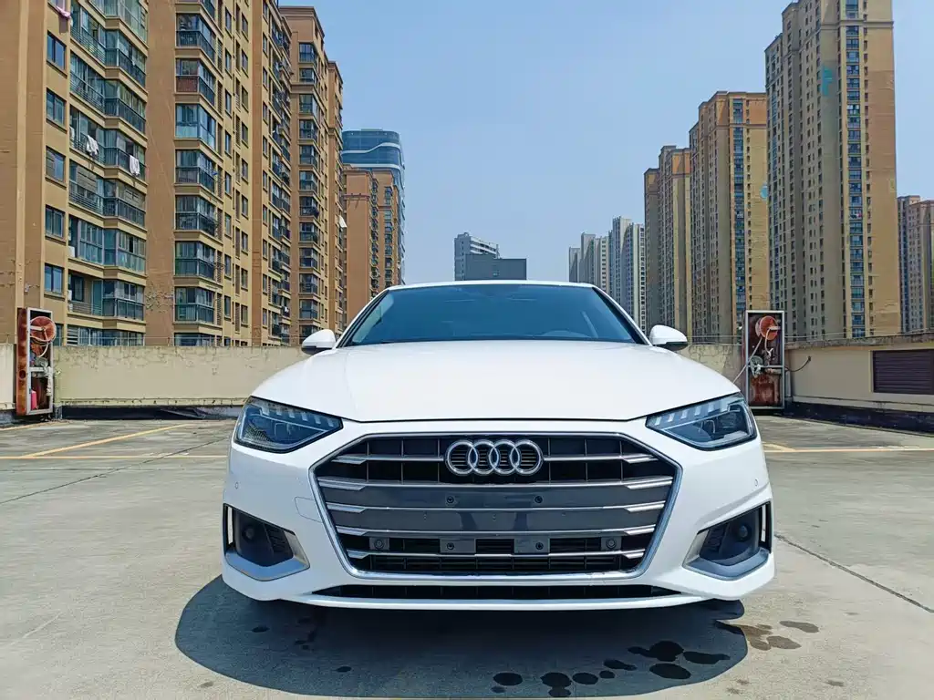 Audi A4L 2022 40 TFSI Fashionable and Elegant купить на сайте DeffCars