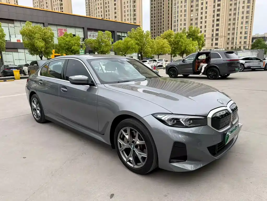 BMW i3 2022 eDrive 35 L купить на сайте DeffCars
