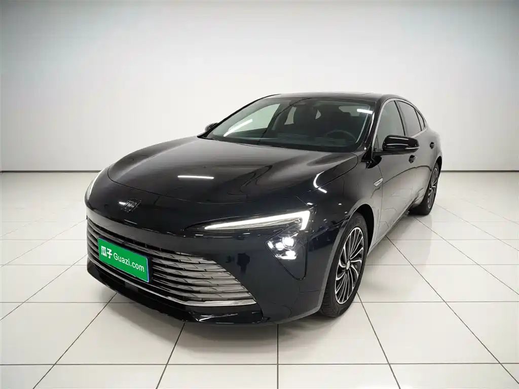 LaCrosse 2023 28T Yuezun Edition купить на сайте DeffCars