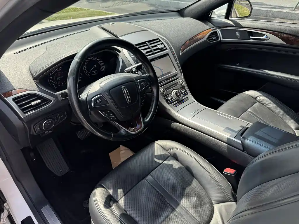Lincoln MKZ 2017 2.0T Zunya Edition купить на сайте DeffCars