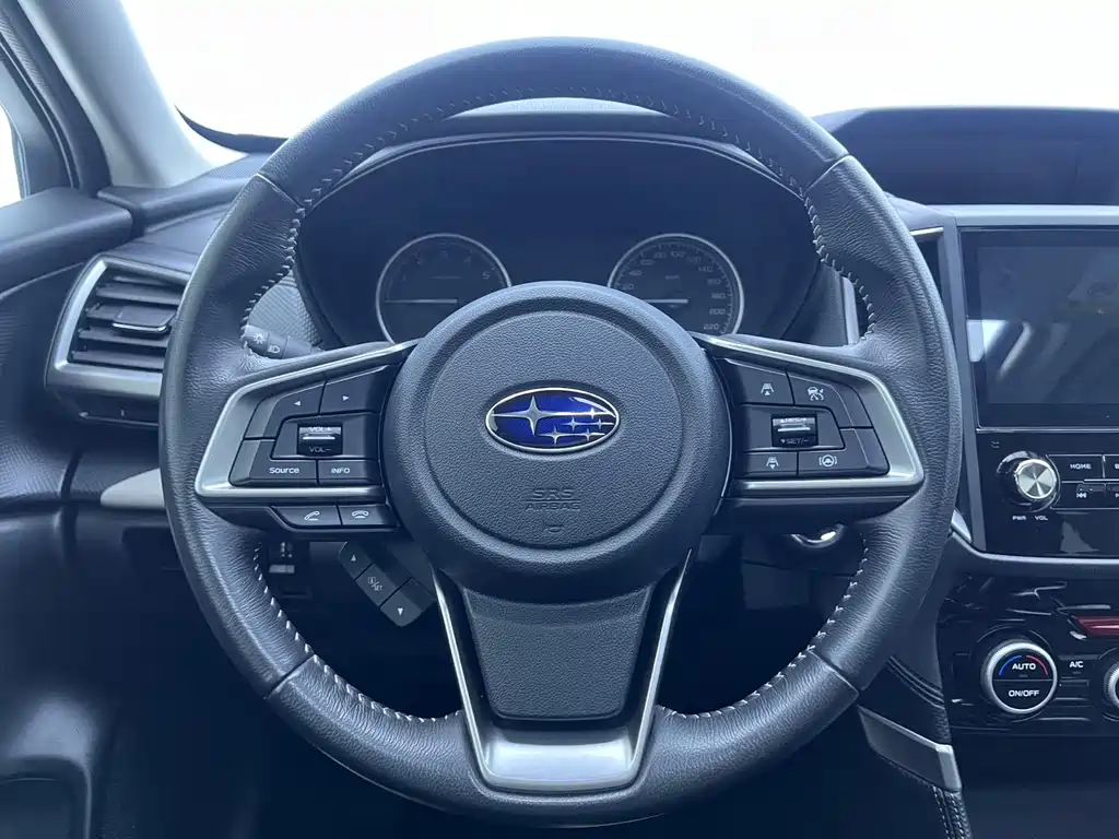 Forester 2022 2.0i AWD Deluxe Edition EyeSight купить на сайте DeffCars
