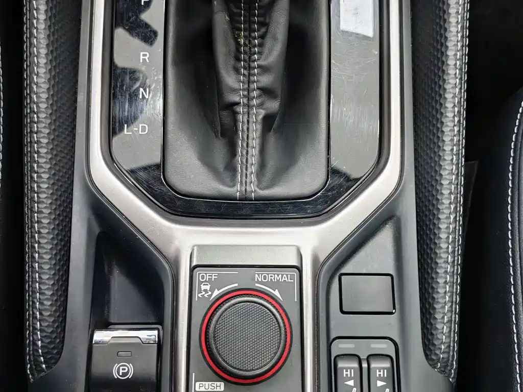 Forester 2021 2.0i Deluxe Edition купить на сайте DeffCars