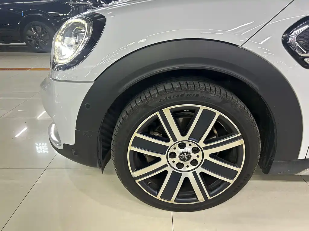 MINI COUNTRYMAN 2019 2.0T COOPER S ALL4 Artist купить на сайте DeffCars