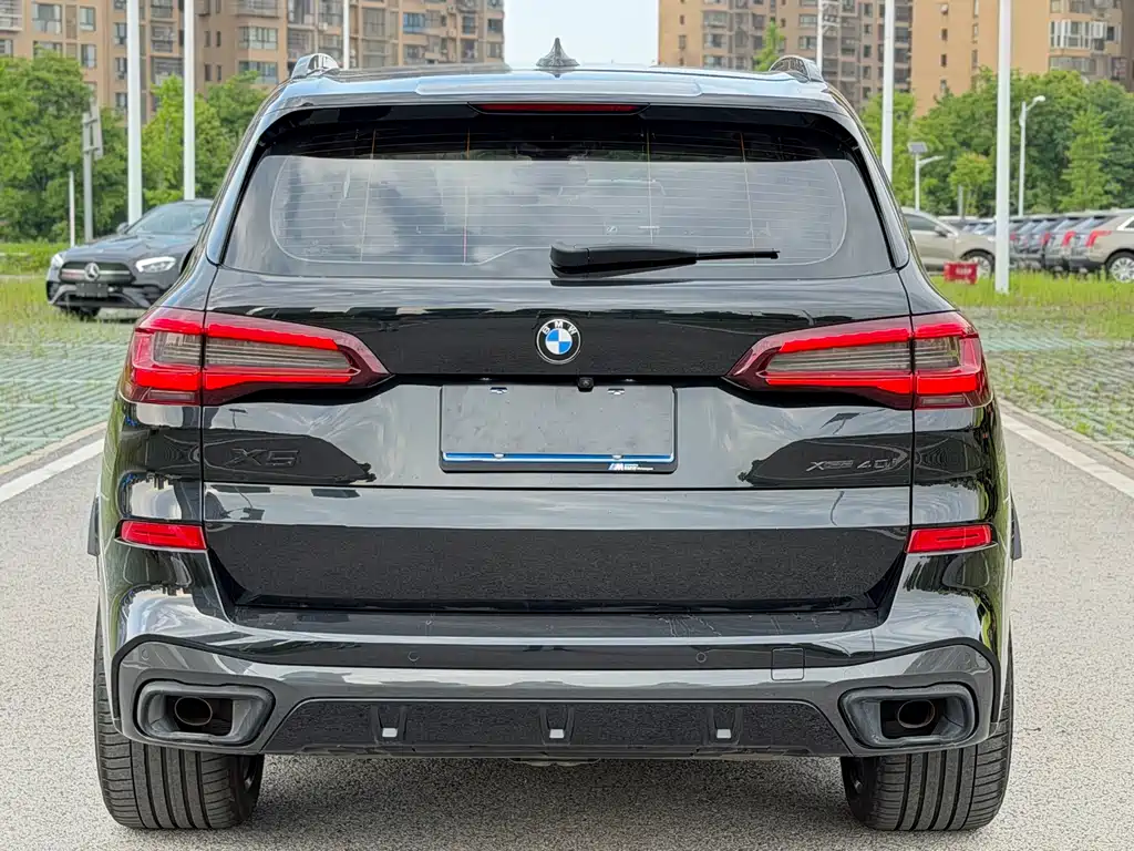 BMW X5 imported 2022 xDrive40i M sports package купить на сайте DeffCars