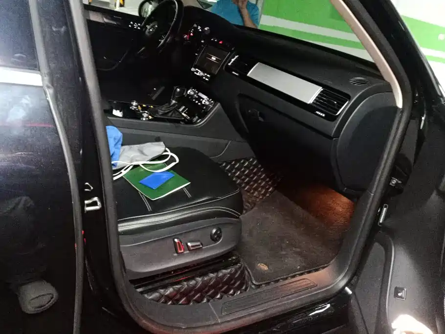 Touareg 2017 3.0TSI Extended Edition купить на сайте DeffCars