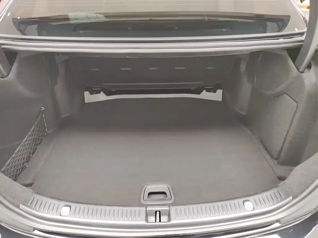 Mercedes-Benz E-Class 2023 E 300 L Fashion купить на сайте DeffCars