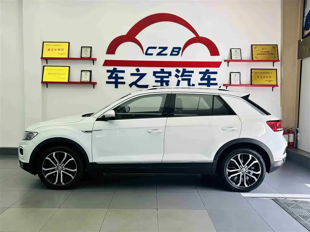 T-ROC 2020 280TSI DSG two-wheel drive comfort model купить на сайте DeffCars