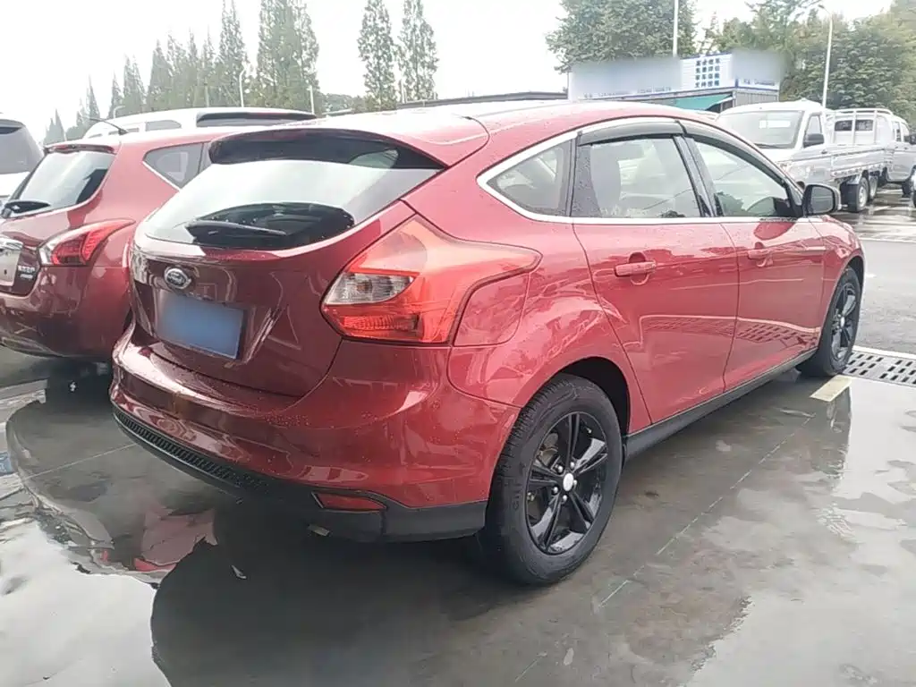 Focus 2012 hatchback 1.6L automatic fashion model купить на сайте DeffCars