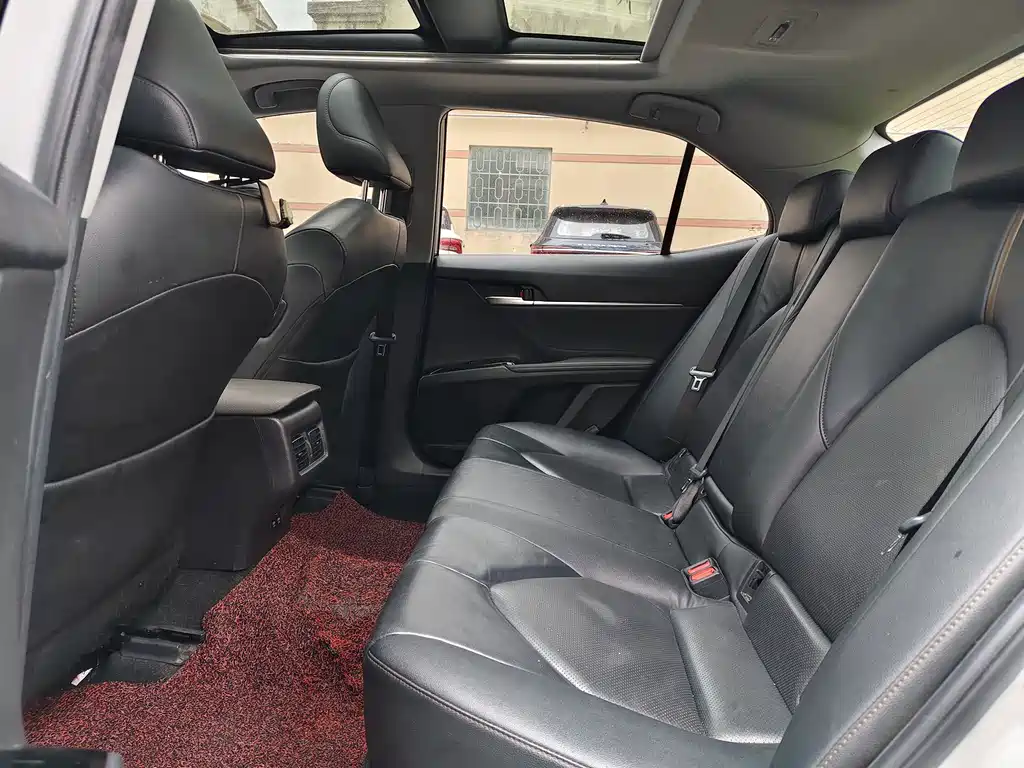 Camry 2019 2.5G Deluxe Edition National VI купить на сайте DeffCars