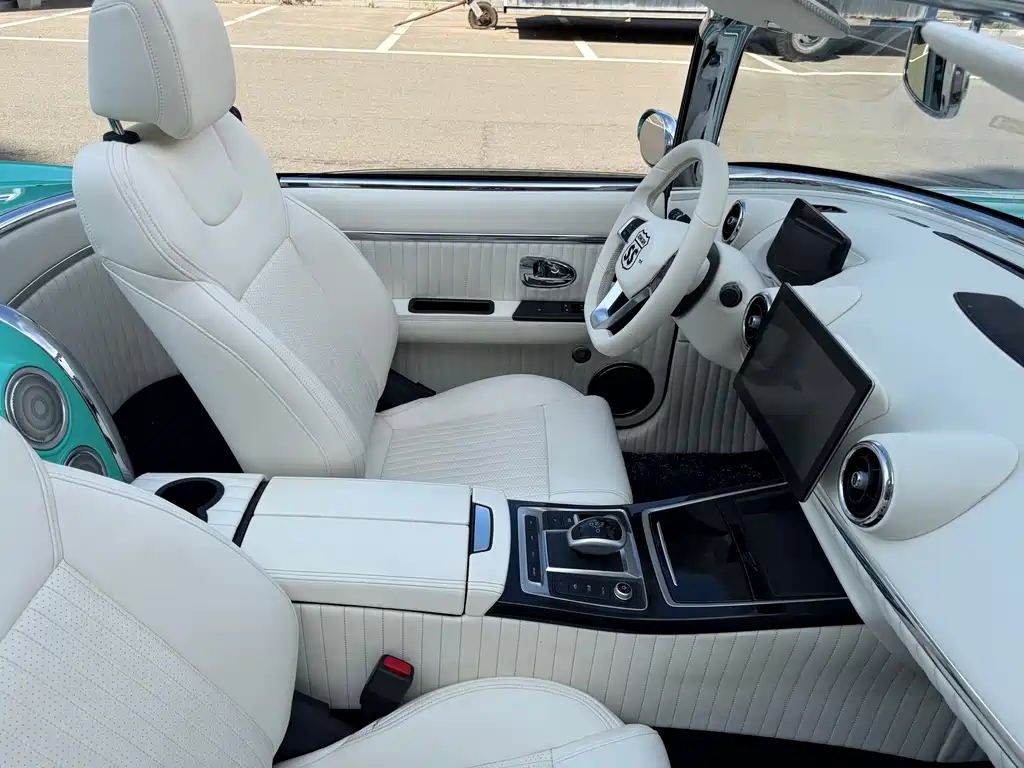 SS DOLPHIN 2021 1.5T plug-in hybrid standard model купить на сайте DeffCars
