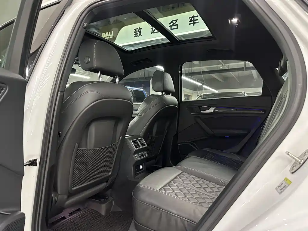 Audi Q5L Sportback 2021 45 TFSI Premium Selection купить на сайте DeffCars