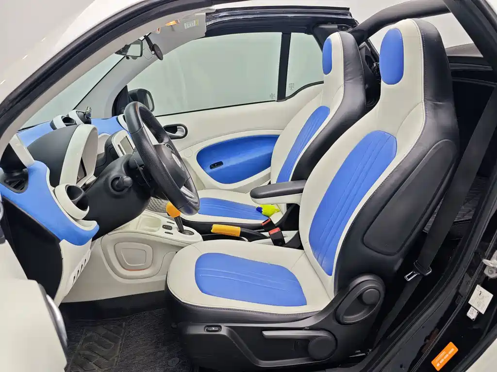 smart fortwo 2016款 0.9T 66千瓦敞篷极致版 купить на сайте DeffCars