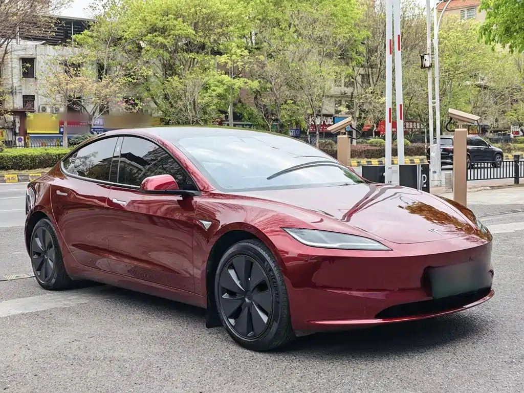 Model 3 2023 rear-wheel drive version купить на сайте DeffCars