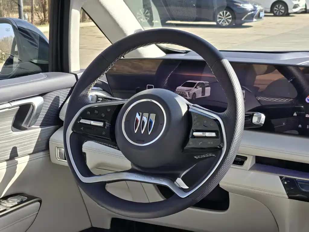Buick GL8 New Energy 2026 Lu Zun Luxury Edition купить на сайте DeffCars