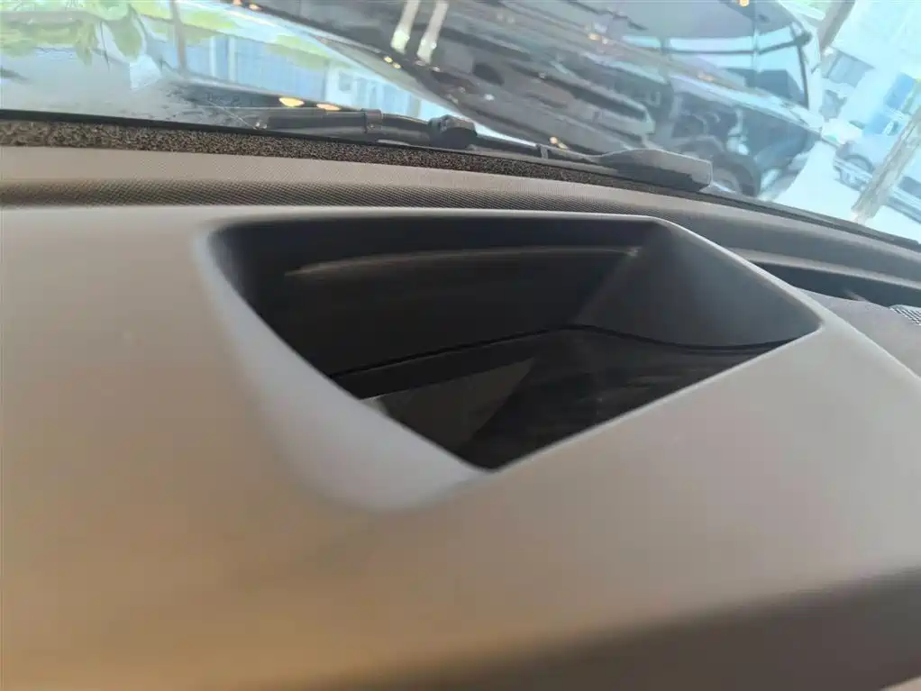 Land Rover Defender 2025 110 3.0T P400 X купить на сайте DeffCars