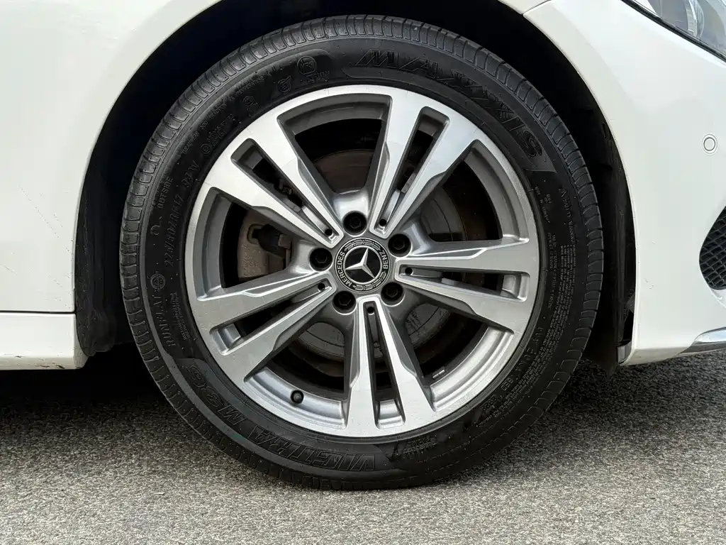 Mercedes-Benz C-Class 2018 C 200 L Sports Edition купить на сайте DeffCars