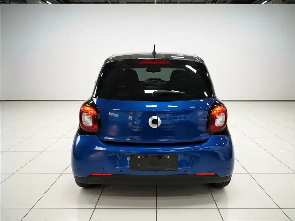 smart forfour 2016 1.0L 52kW smart version купить на сайте DeffCars
