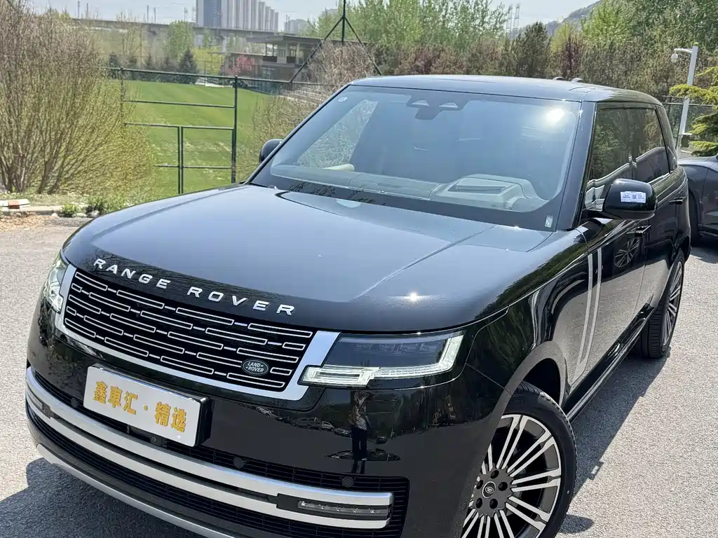 Range Rover 2024 3.0 L6 400PS Genesis Extended Edition купить на сайте DeffCars