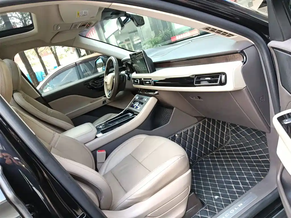 Aviator imported 2020 3.0T V6 all-wheel drive exclusive version купить на сайте DeffCars