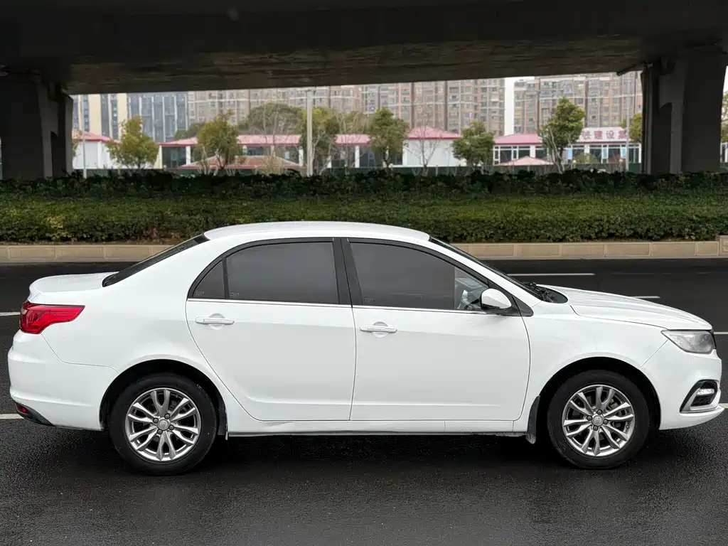 Vision 2019 upgraded version 1.5L CVT premium model National VI купить на сайте DeffCars