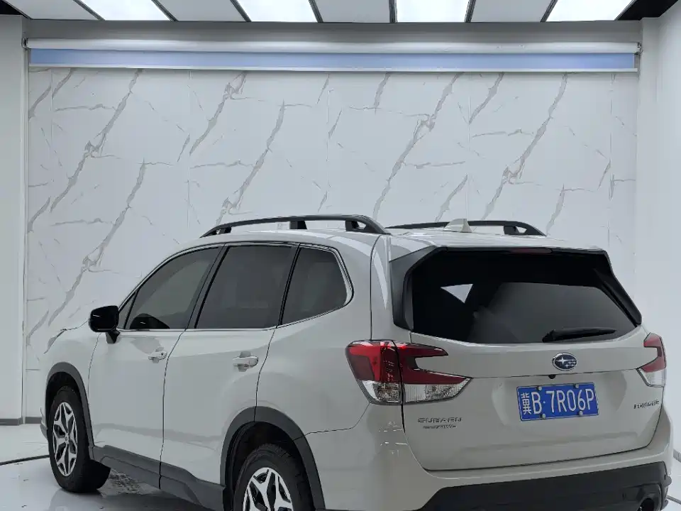 Forester 2022 2.0i AWD Deluxe Edition EyeSight купить на сайте DeffCars