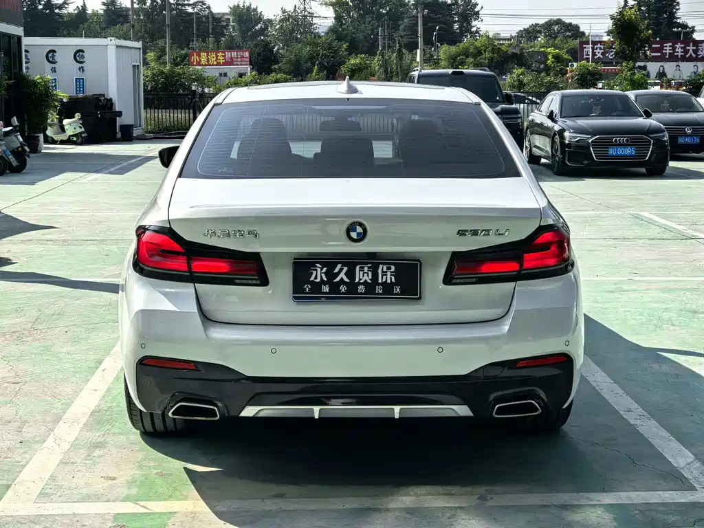 BMW 5 Series 2021 530Li Leading Luxury Package купить на сайте DeffCars