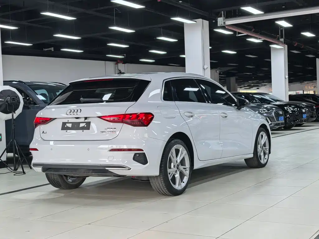Audi A3 2022 Sportback 35 TFSI stylish and sporty купить на сайте DeffCars