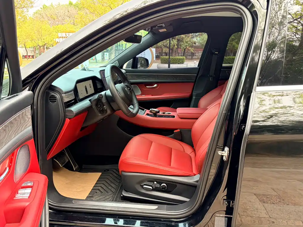 Wenjie M5 2023 extended range four-wheel drive smart driving version купить на сайте DeffCars